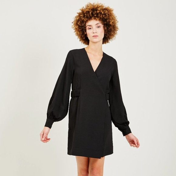Ganni NWT Crepe Black wrap dress Size 36 US Small - Picture 1 of 11